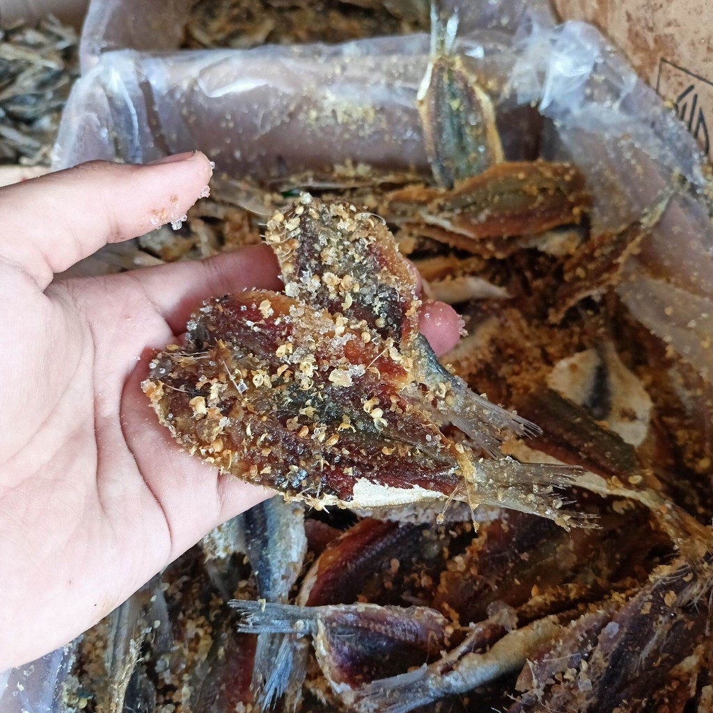 

ikan Deeng manis atau asin manis mentah super siap goreng cocok untuk lauk makan atau nasi liwet isi 250gram per 1 pembelian
