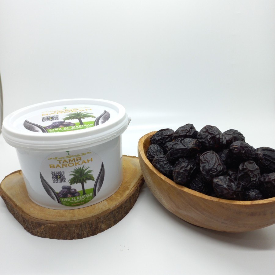 

Kurma Ajwa 500 Gr Premium Original Saudi viral