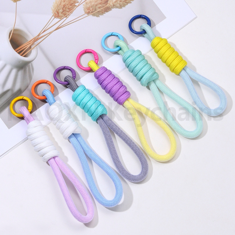 

Creative Braided Iridescent Rope Keychain Carabiner Key Ring For Backpack Pendant Accessorie Hanging Cord Jewelry Good Gift