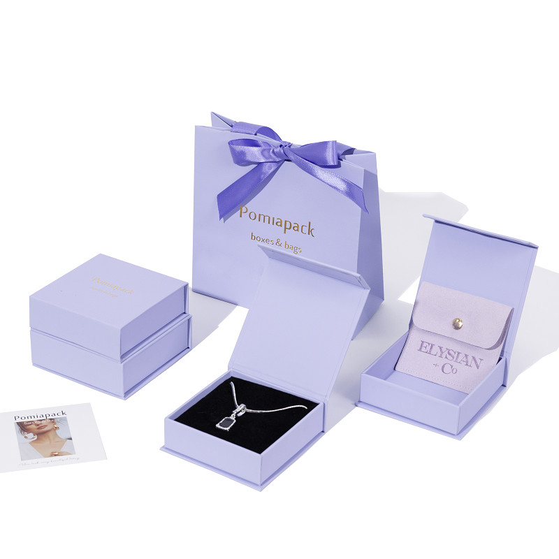 

500pcs Customizable Fashion Jewelry Gift Bags with Handle Exquisite Logo Design Cardboard Box for Premium Items