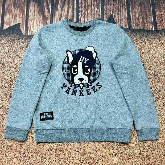 sweater pria MLB YANKEES IN THE BARK PARK big logo bordir crewneck pria abu abu casual size M