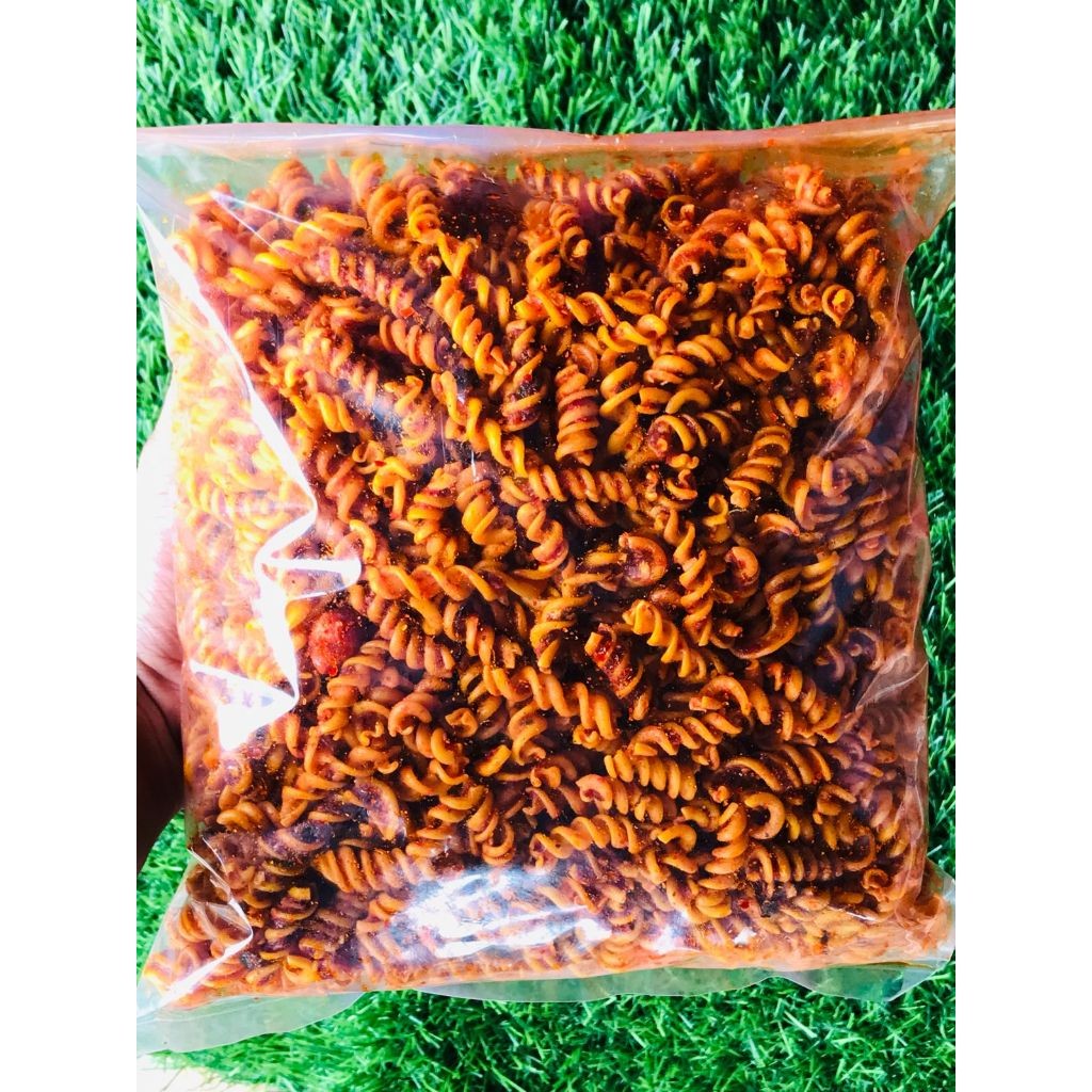 

Seblak kerupuk makaroni spiral 500gram pedas gurih daun jeruk/original gurih daun jeruk