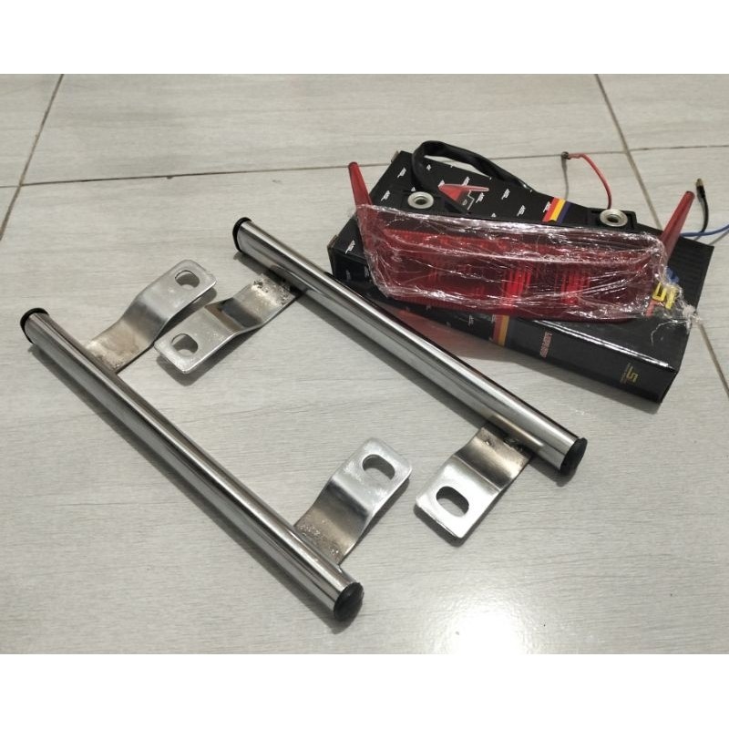 BEHEL SAMPING BESI FIZ R SET LAMPU ( import)