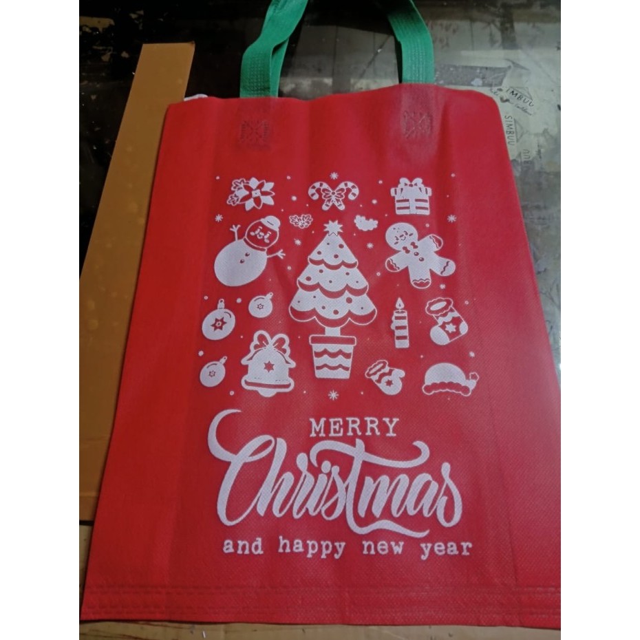 

TAS KAIN SPUNBOND GOODIE BAG 30 X 40 NATAL / CHRISTMAS - Merah