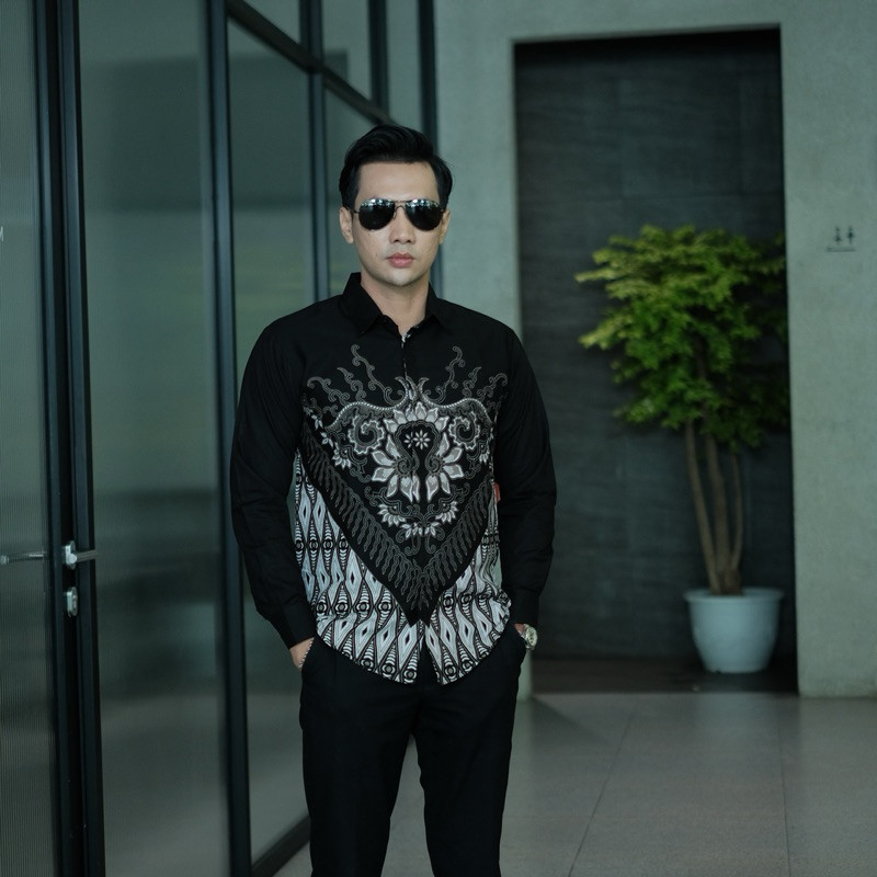 BAHAN PREMIUM / BATIK NINGRATAN MOTIF MAHESWARA HITAM | Kemeja Batik Pria Lengan Panjang Katun Slimf