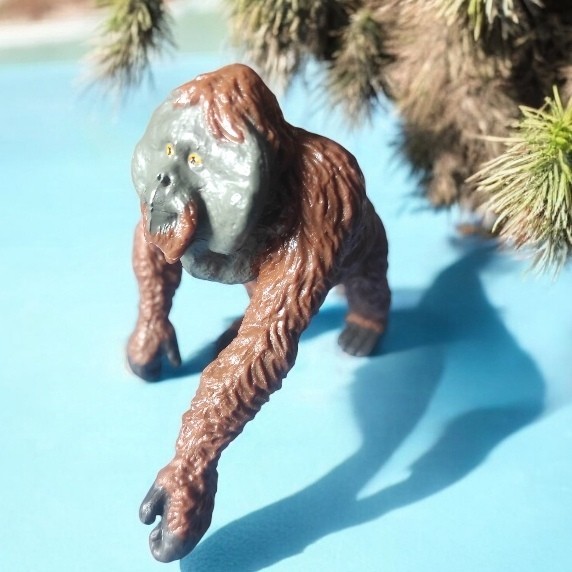 Patung Pajangan Mainan Miniatur Orangutan Orang Utan 11 cm - 4