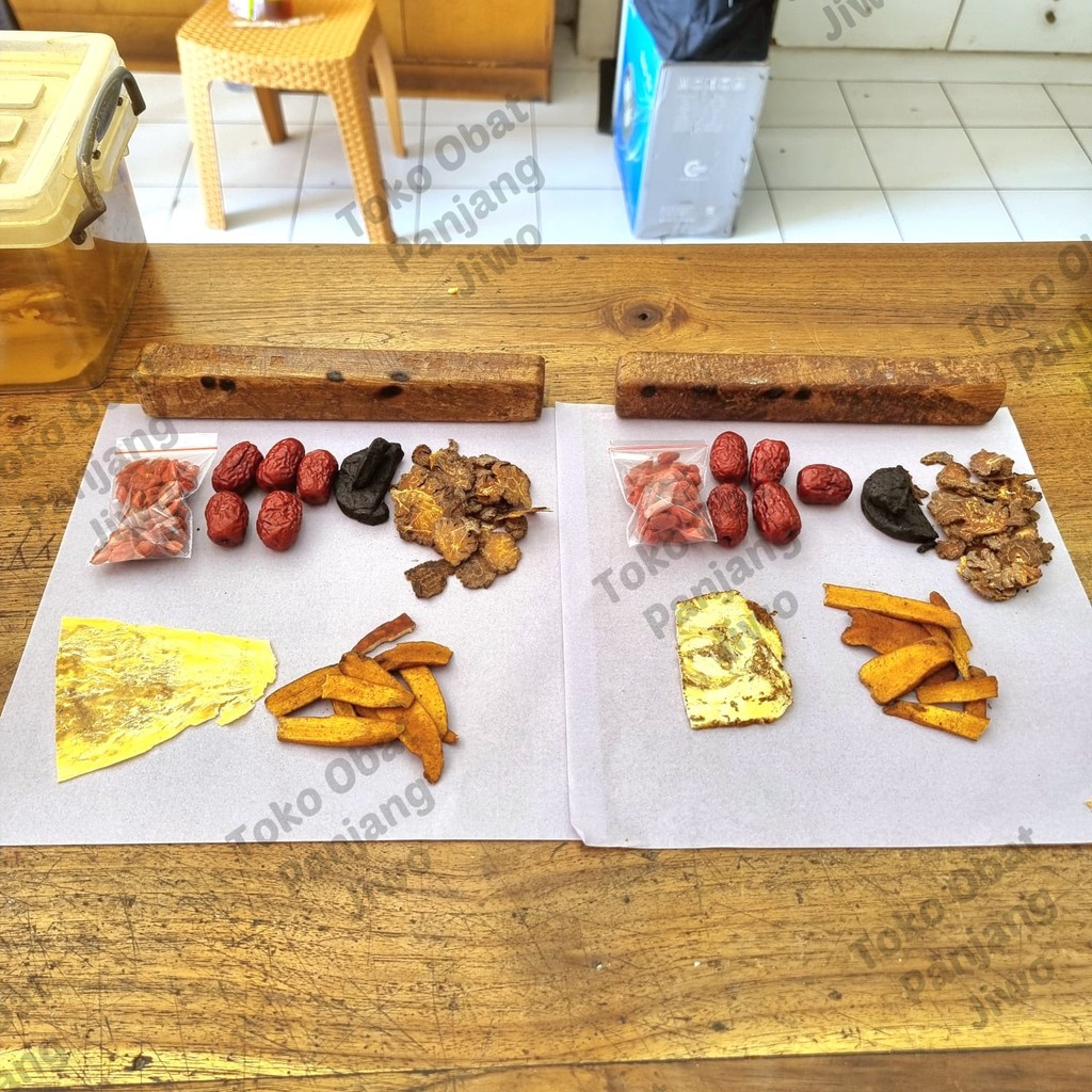 TIM AYAM HITAM SEUK SIMBUT [Si Wu Tang] - Ramuan Ciak Po Untuk Tambah Darah dan Imun