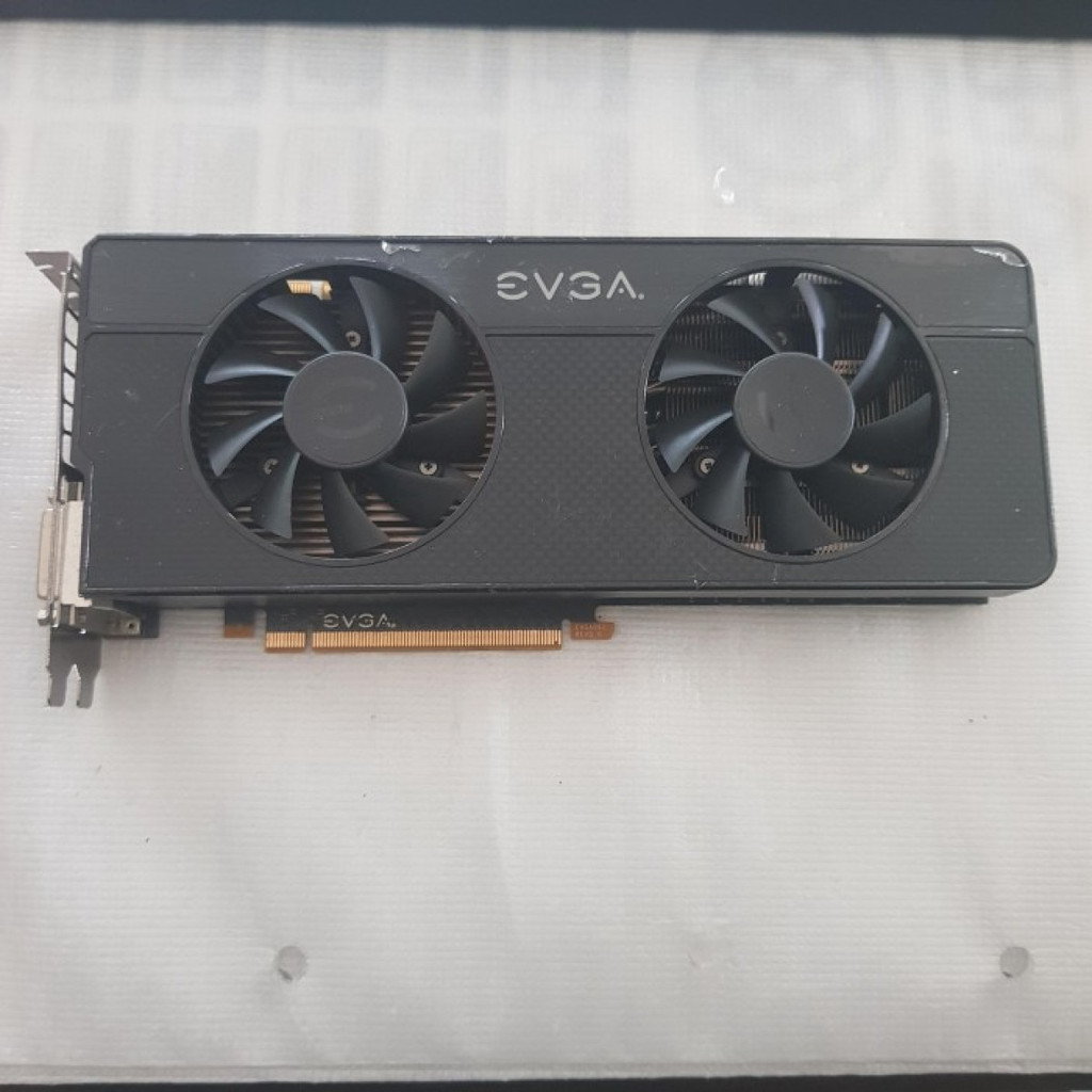EVGA GeForce GTX 660 TI GTX 660TI 2GB GDDR5 Minus Tak Tampil