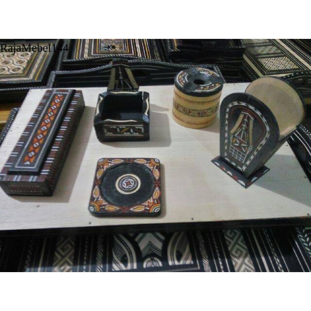 

ASBAK KAYU UKIR TORAJA free ongkir