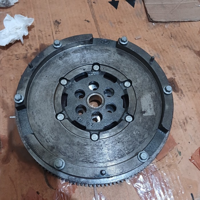 Fly wheel assy Roda Gila Wuling  Confero Asli