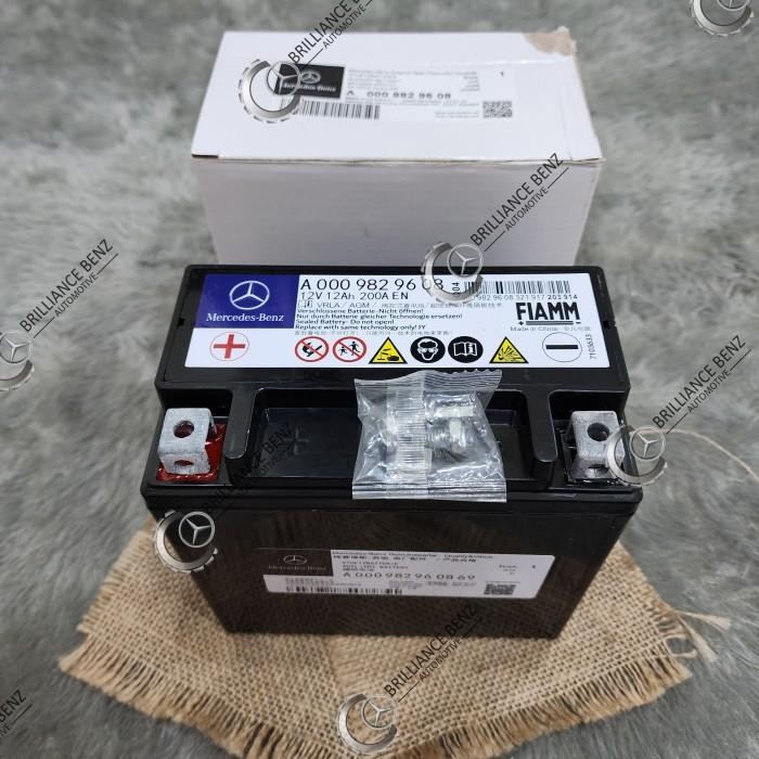 AUXILIARY BATTERY MERCEDES BENZ A0009829608 ACCU AKI STARTER MERCY ORIGINAL