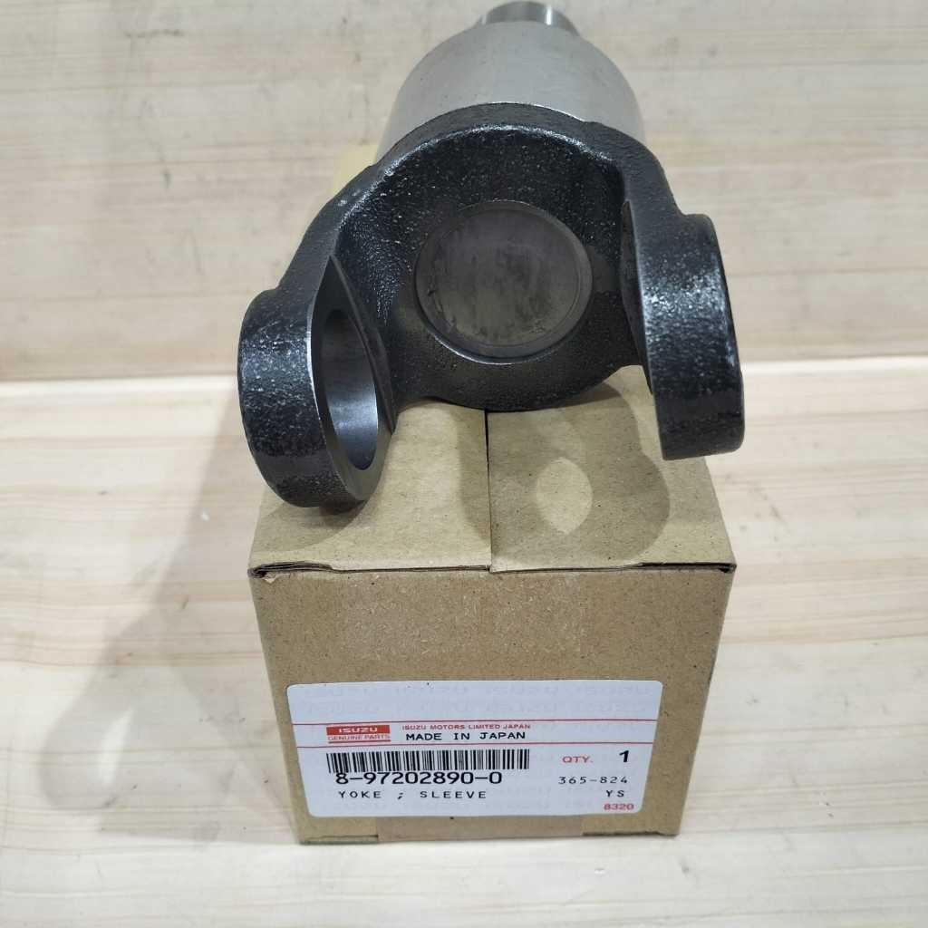 AS KOPEL JANTAN SHAFT YOKE SLEEVE SHOCK ISUZU PANTHER 2.5