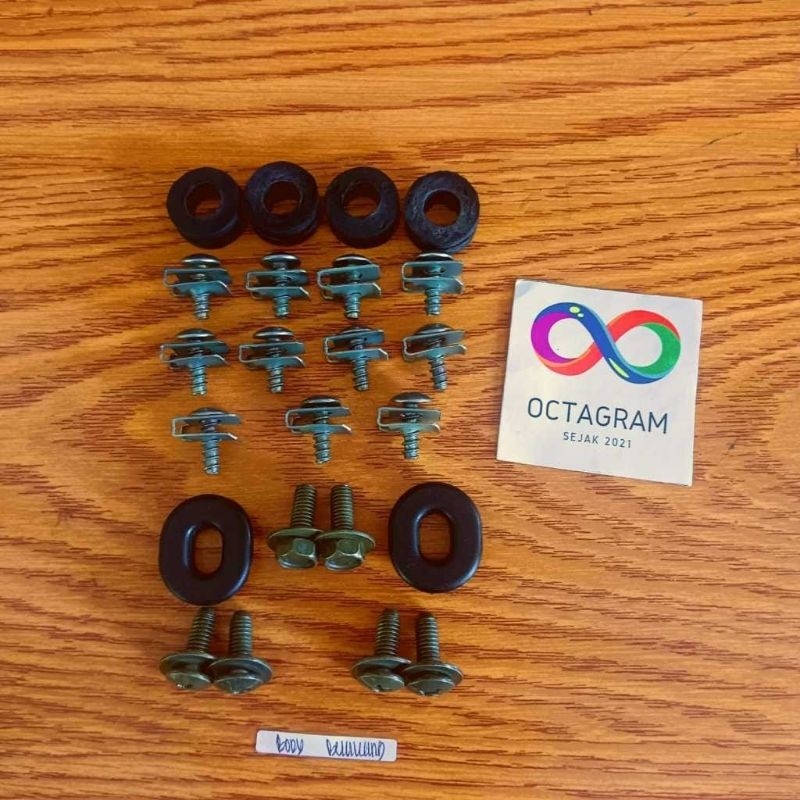 baut body kanan kiri Jupiter z lama / baut body belakang kanan kiri Yamaha Jupiter z lama