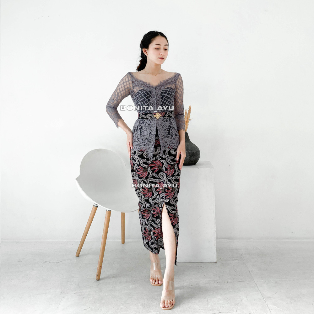Kebaya Bali Classic Modern Set Bonita Ayu