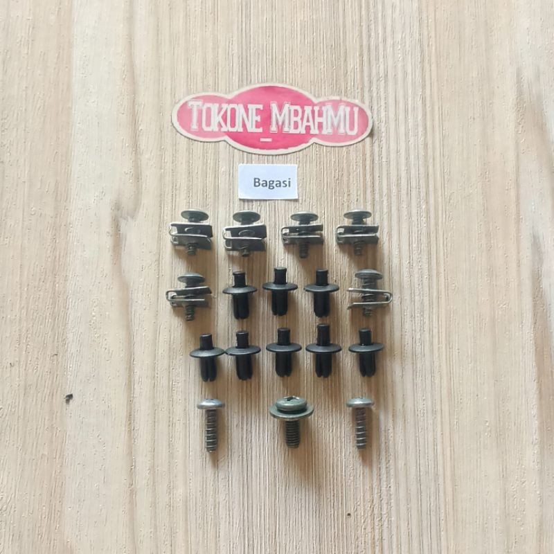 Baut Cover Body Bodi Bagasi Suzuki Skydrive 125 Karbu Karburator