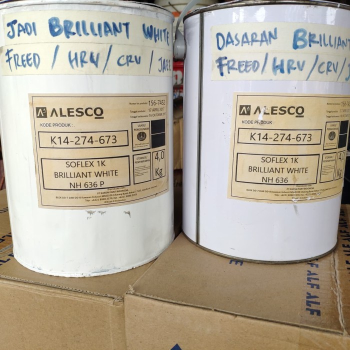 cat / cet mobil Honda briliant white 2 x 1/4 set ( putih dan mutiara)