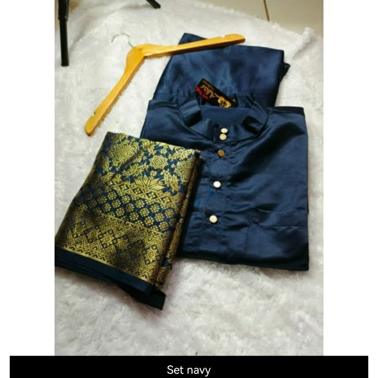 SETELAN BAJU KURUNG MELAYU PRIA BAHAN TAFFETA BRIDAL+SONGKET SAMPING MELAYU SIZE M-XXL - SET  NAVY, 