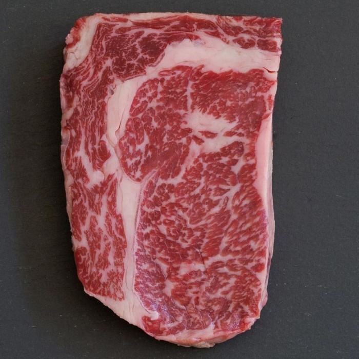 

Beef Wagyu Ribeye MB 6-7+ - 200gr