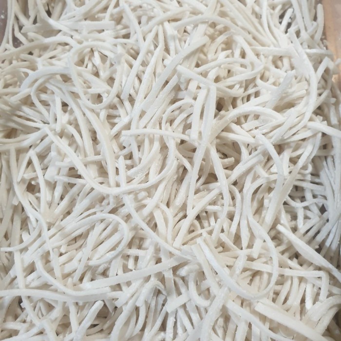 

Sagu Gunting Khas Bangka mentah 250 gr