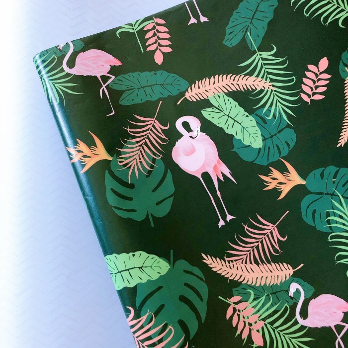 

Kertas kado premium flamingo green