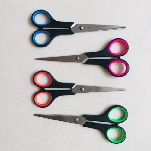 

Gunting kertas kain ukuran 12cm per-1pcs berbagai macam warna