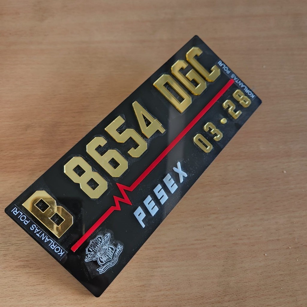 Plat nomor motor Akrilik Hitam Dengan Angka Timbul Chrome Gold untuk Motor