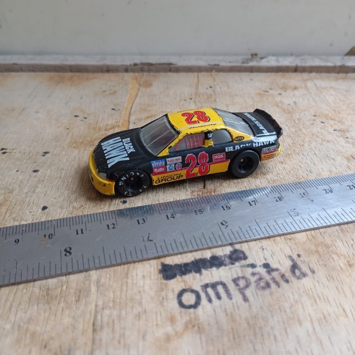 Second Loose diecast mobil Nascar black hawk