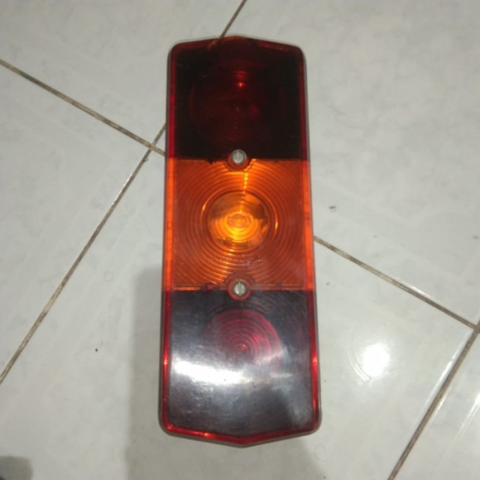 Lampu Stop Hella Tractor Cab K33371 A3228