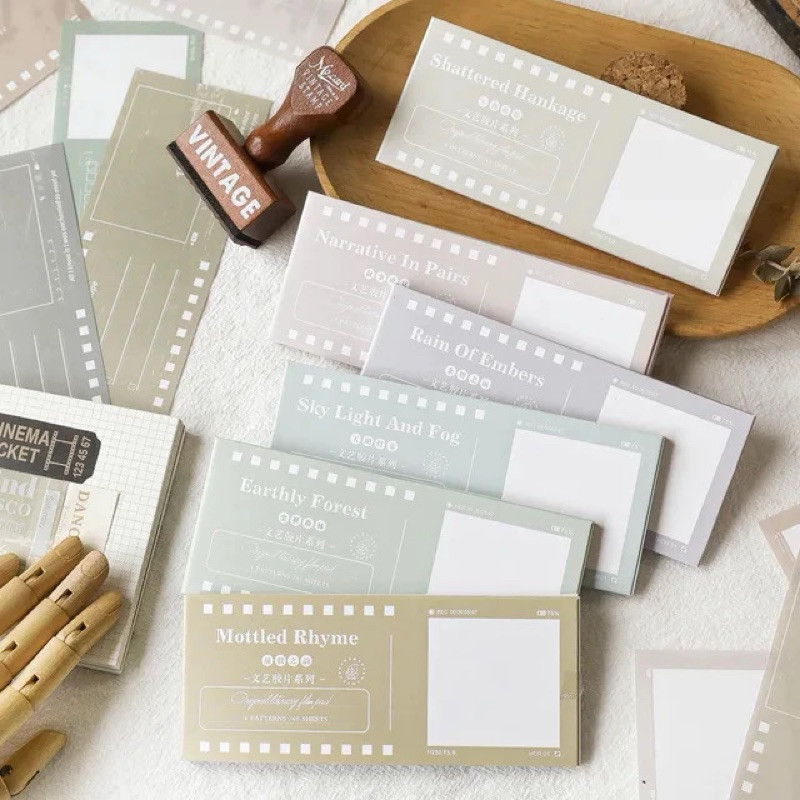 

Journamm.id Buku Catatan Seri Film Sastra Mo Mo Buku Pegangan Kertas Latar Belakang Sastra Retro Sederhana Kertas Pendukung Catatan DIY