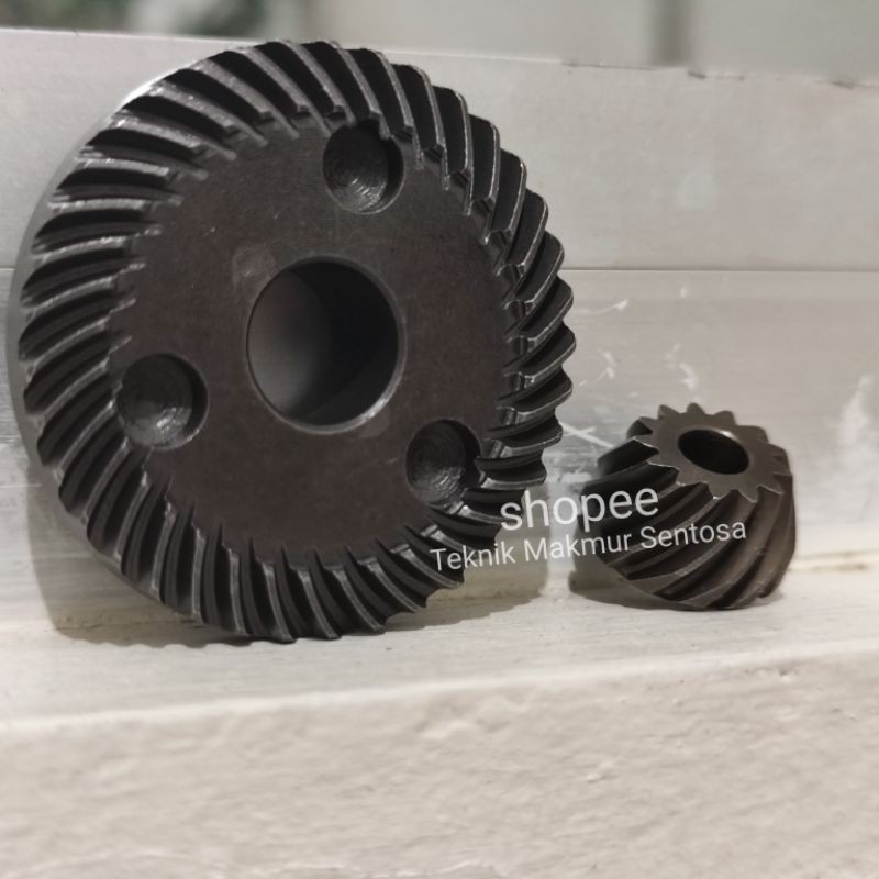 Gear M0910B Mesin Gerinda Makita M0910 Gigi Nanas M 0910B 0910 B