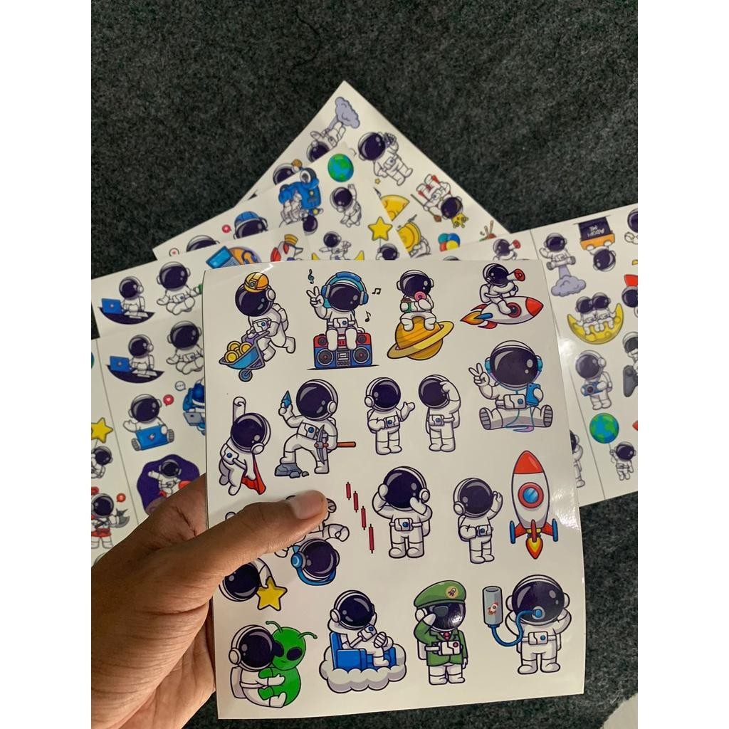 

67 PCS STICKER ASTRONOT LUCU ANTI AIR UNTUK LAPTOP CASE TUMBLER KOPER HP Book Paper Stationery