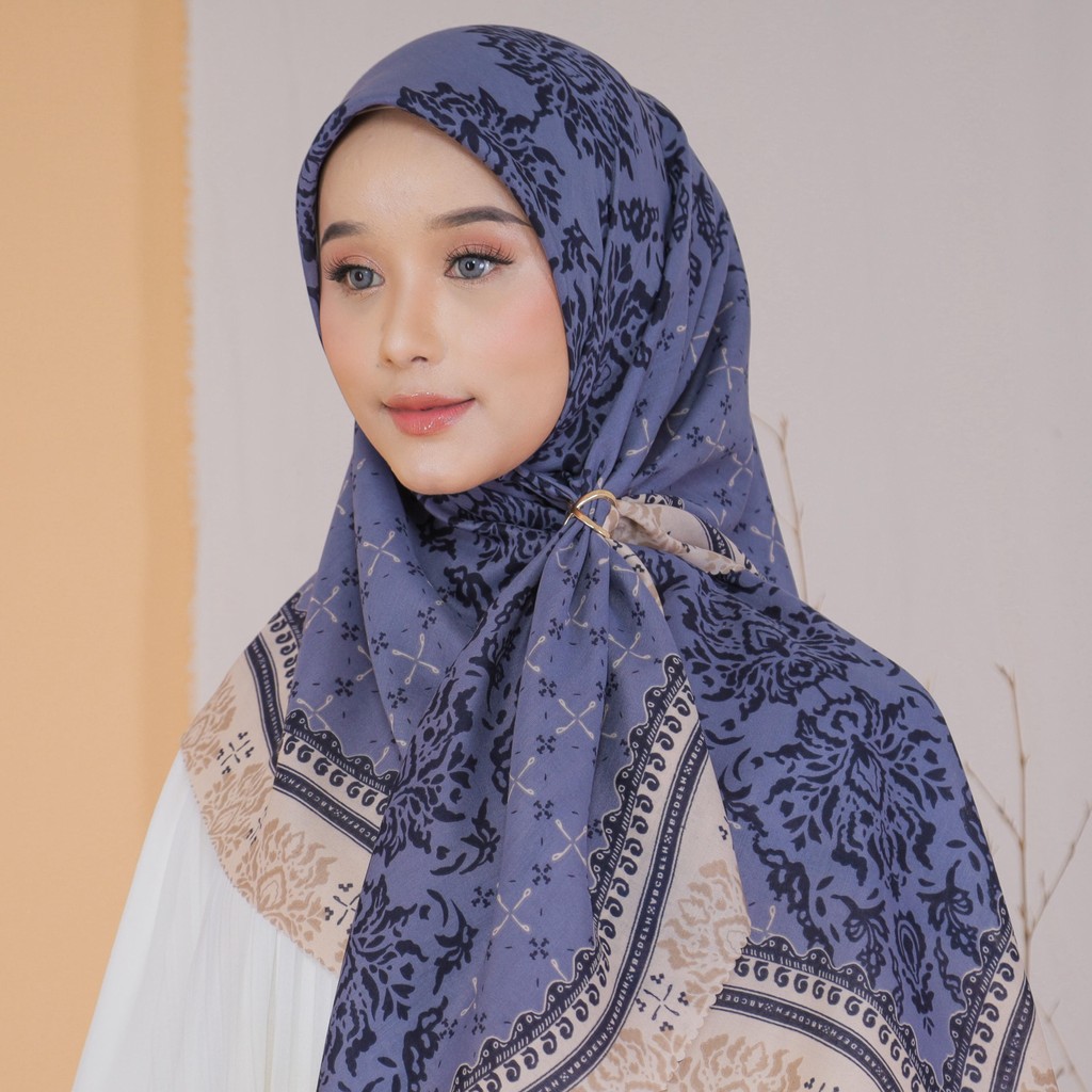 Delmoon Hijab Voal Motif Premium RS-107092 Navy- Jilbab Segi Empat Motif Printing Elegan & Adem
