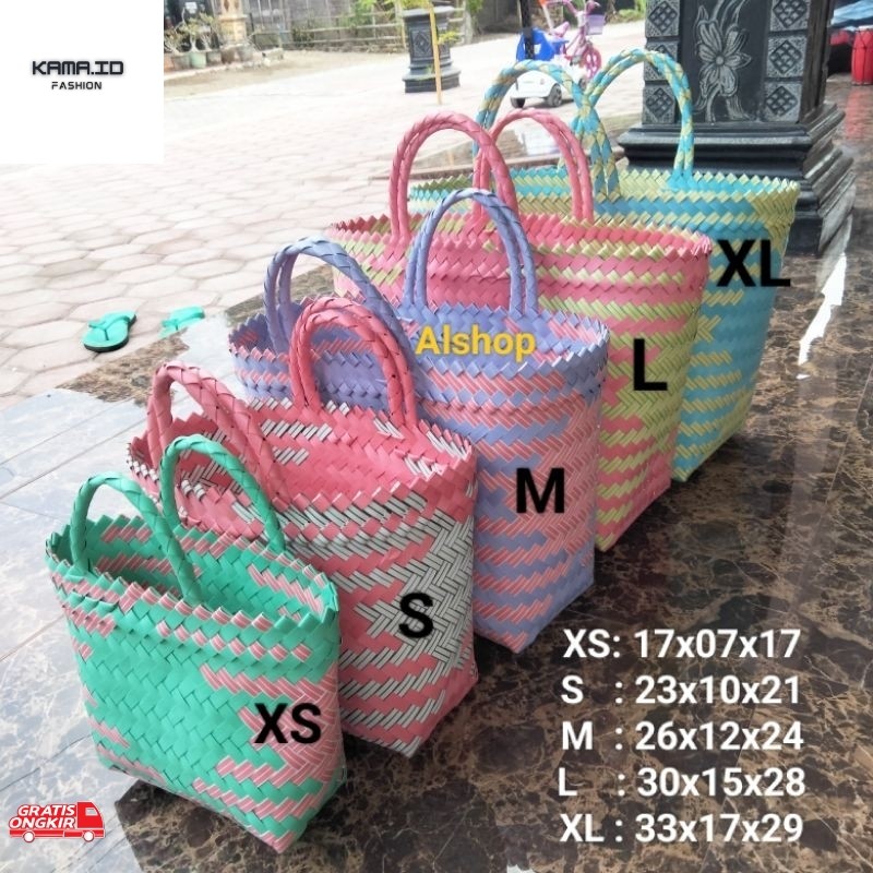 Anyaman Terkini / Tas anyaman Plastik Lurik Ngawi