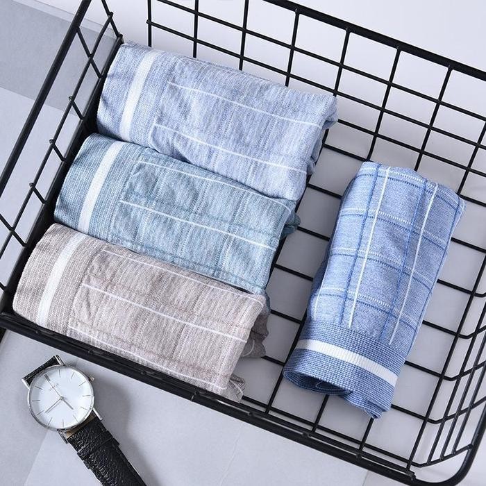 W242 Boxer Pria [Box Set Kotak 4pcs] Celana Dalam yang nyaman Seamless Boxer High Quality CD Pria Ka