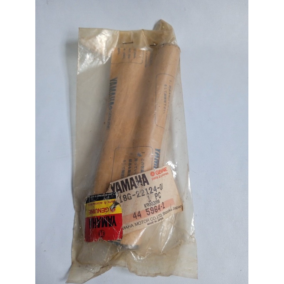 GENUINE PART YAMAHA ARM BUSHING 18G-22124-00 YZ125 YZ100 DT175 DT125 MX175 MX100 75-81