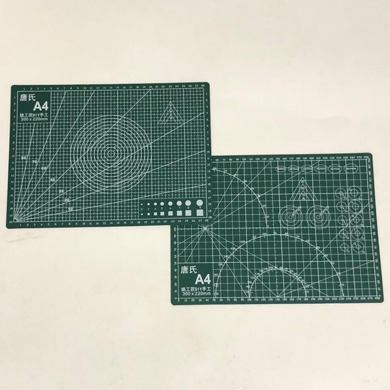 

Cutting matt/ rotary cutter matt A4/ alas potong A4