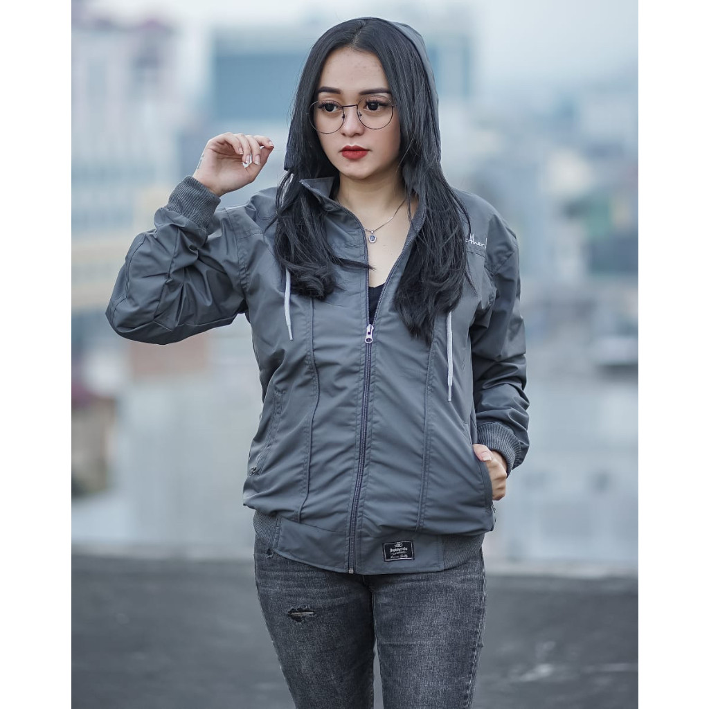 Jaket Wanita Kekinian // ￼Jaket wanita terbaru kekinian parasut anti air jacket cewek keren waterpro