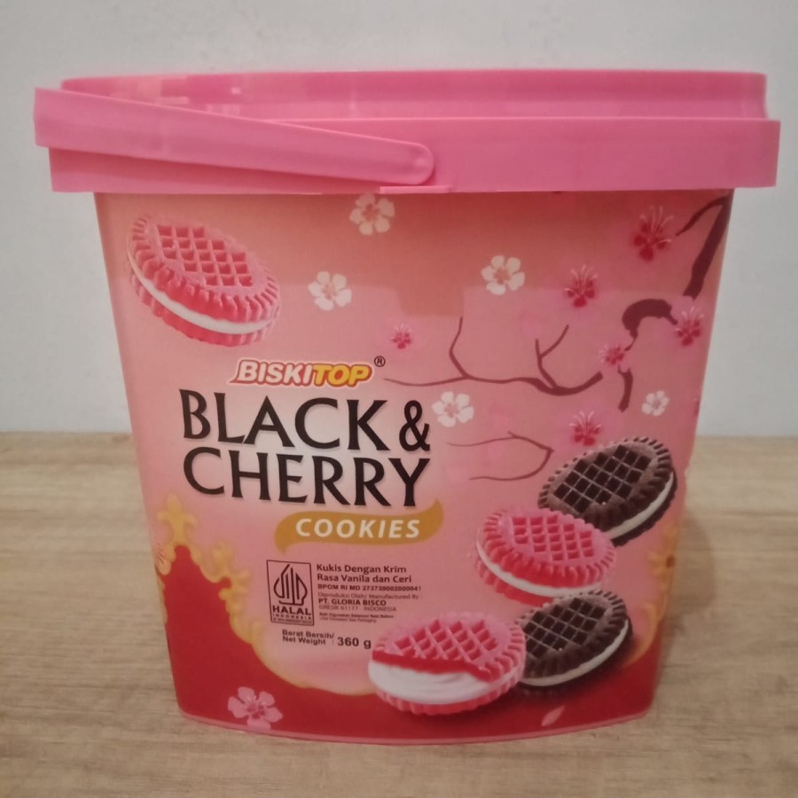 

Biskitop Black & Cherry Biscuit 360gr/Biskitop Oreo Cherry kaleng