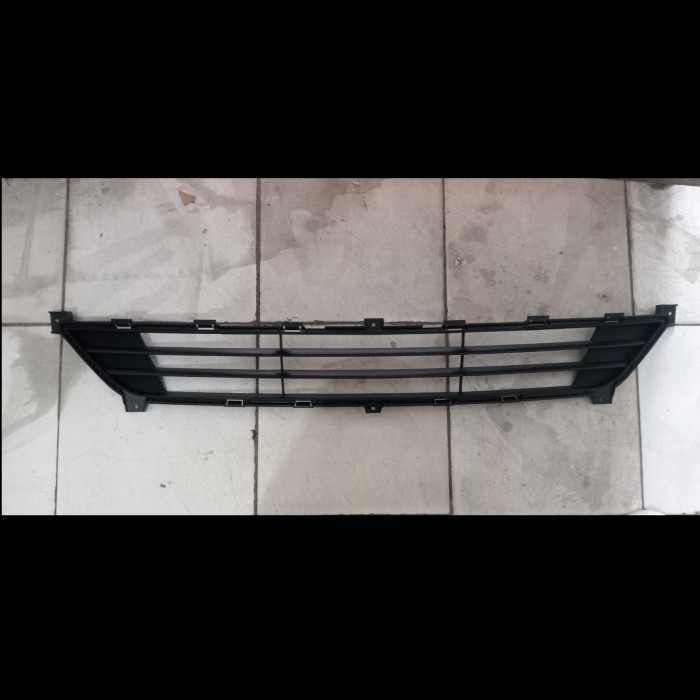 GRILL BUMPER DEPAN BAWAH CONFERO DB/FORMOBERKUALITAS