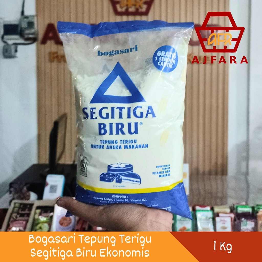 

Bogasari Tepung Terigu Cakra 1 Kg Ekonomis atau Terigu Segitiga Biru Ekonomis 1 Kg
