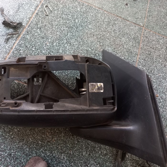 Spion mitsubishi mirage KANAN