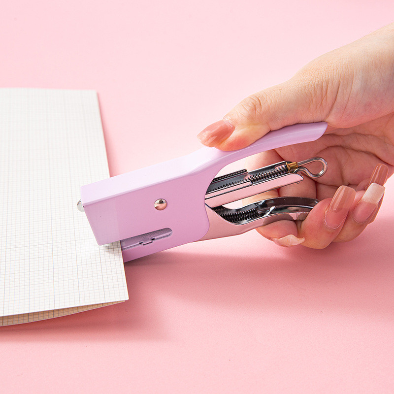 

10# Mini Stapler with Macaron puppy modeling office learning handheld small stapler DSJ-001(MC)