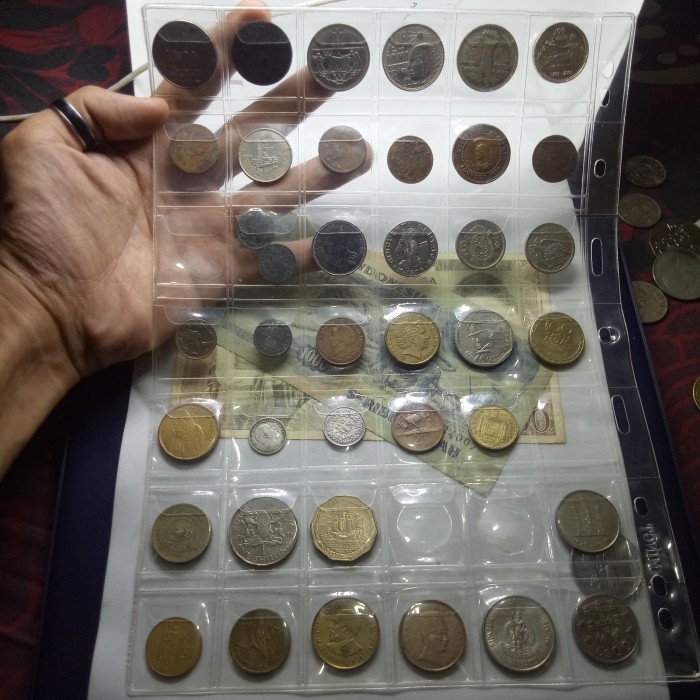 Album Refill Untuk Koin