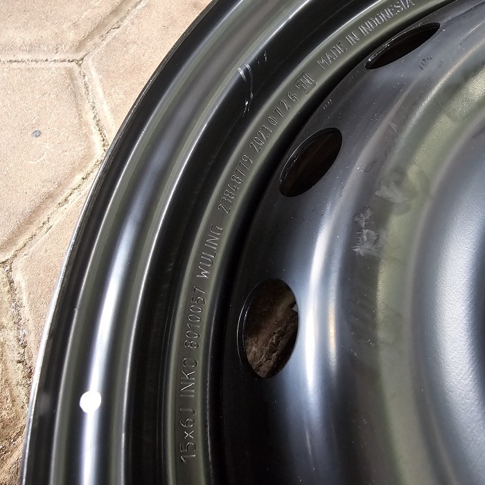 Terlaris -velg kaleng wuling r15