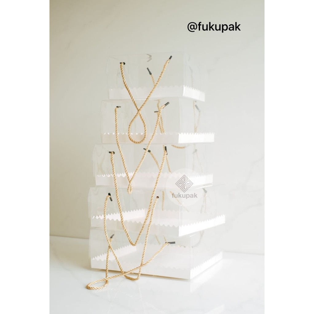 

Box Mika Tali Tinggi 10 cm (20pcs) kotak transparan dus mika kue nasi - 20x20x10, Putih Tali Red