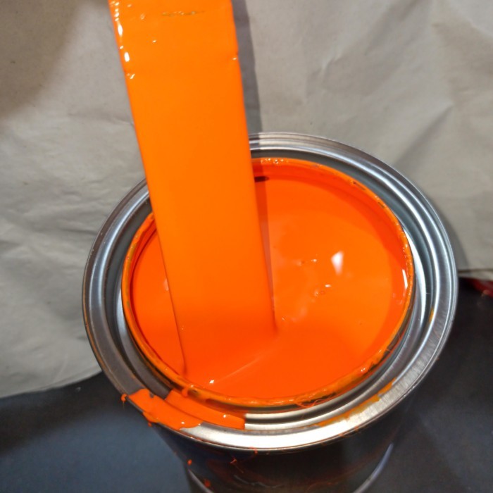 cet /cat motor mobil light orange / mirip stabilo kemasan ecer 1/4 kg