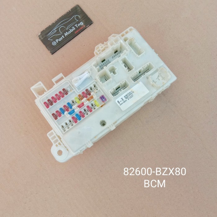 Bcm Box Sikering Daihatsu 82600-BZX80 / 82600-BZB32 / 82600-BY440 / 82600-BZR90 / 82600-BZR80 / 8260
