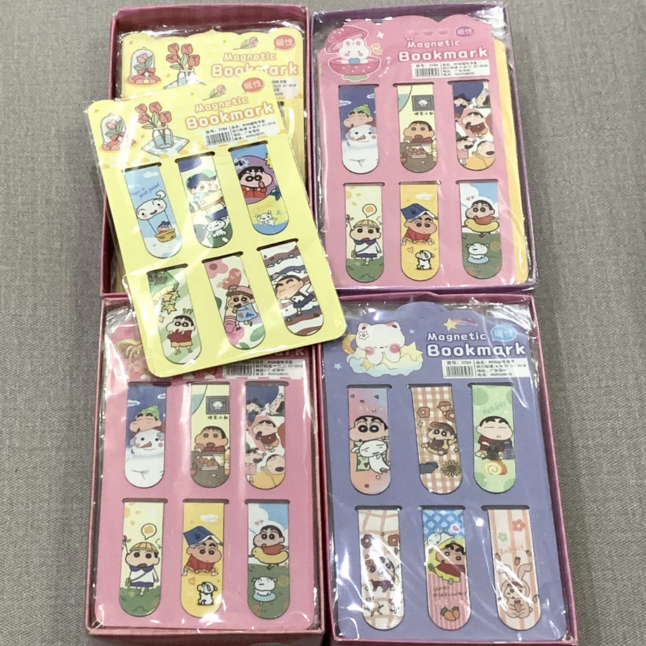 

Magnetic Bookmark Pembatas Buku Character Sanrio Capybara Shinchan Chiikawa