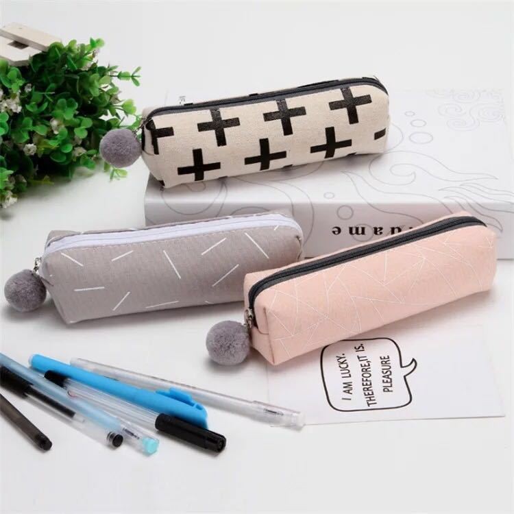 

New plush ball pencil box Girl Cute Canvas Cosmetic bag pencil bag stationery stationery box children's gifts office supplies