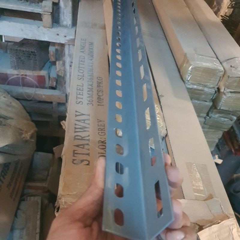 SIKU BESI SIKU LUBANG BESI BUAT RAK AMBALAN BISA PERBATANG 3MTR DAN ECERAN